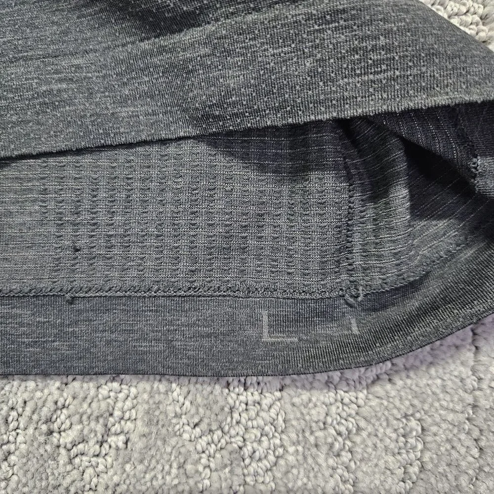Lululemon Metal Vent Shirt Mens Large Gray Performance‎ Stretch Golf Casual EUC